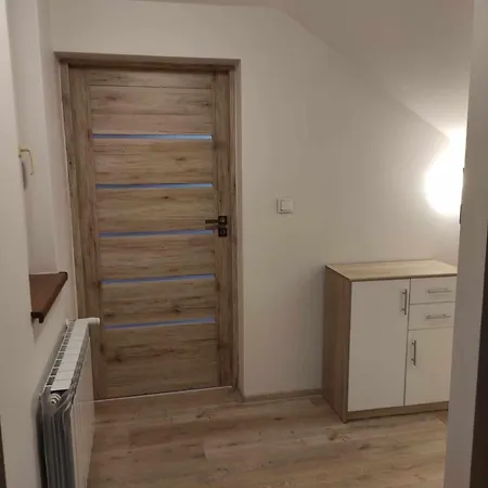 Goscinny W Twardorzeczce Διαμέρισμα Radziechowy